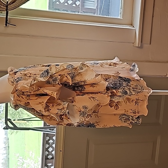 Indikah size medium top summer time top - Picture 4 of 7